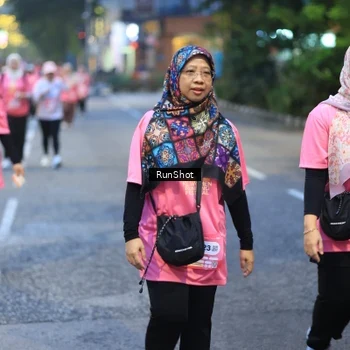 Runner Photo 8621007