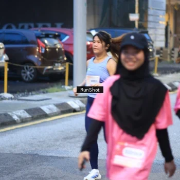 Runner Photo 8621032
