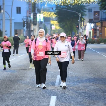 Runner Photo 8621050