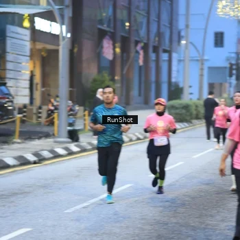 Runner Photo 8621055