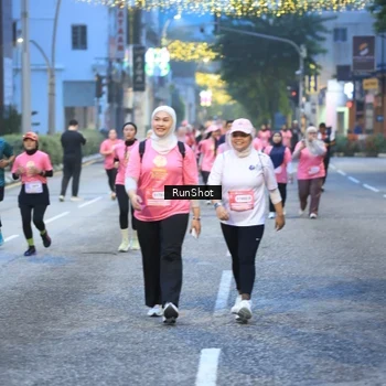 Runner Photo 8621056