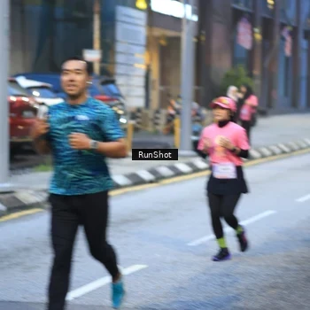Runner Photo 8621071