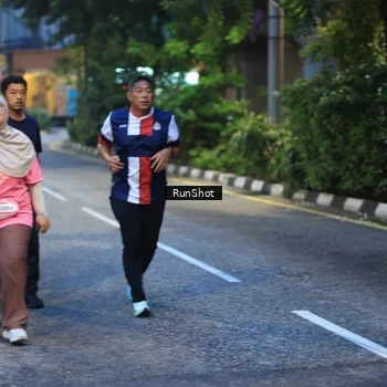 Runner Photo 8621142