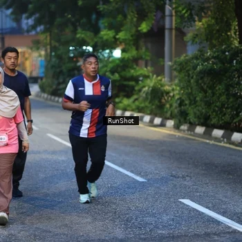 Runner Photo 8621144