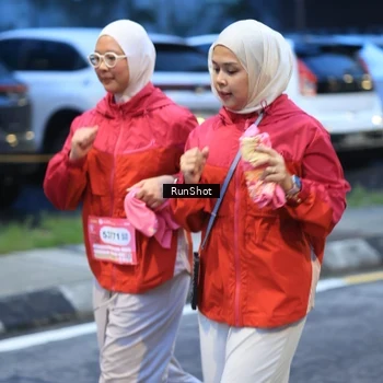 Runner Photo 8621212