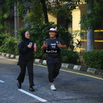 Runner Photo 8621261