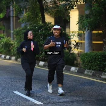 Runner Photo 8621262