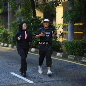 Runner Photo 8621264