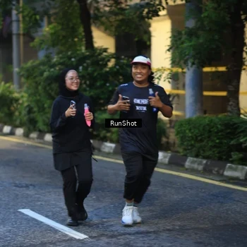 Runner Photo 8621268