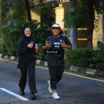 Runner Photo 8621269