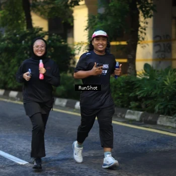 Runner Photo 8621274