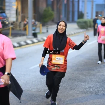 Runner Photo 8621304