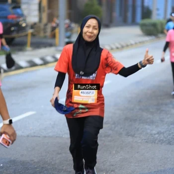 Runner Photo 8621306