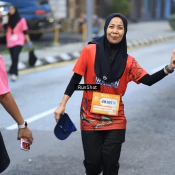 Runner Photo 8621315