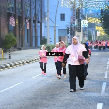 Runner Photo 8621404