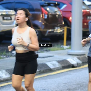 Runner Photo 8621478