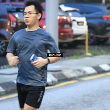 Runner Photo 8621479