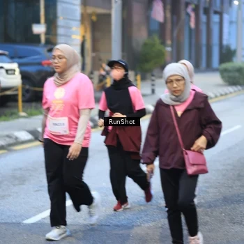 Runner Photo 8621658