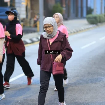 Runner Photo 8621659