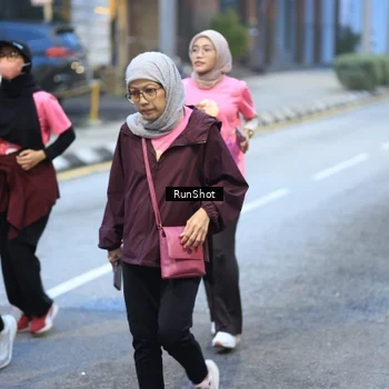 Runner Photo 8621663