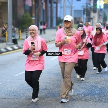 Runner Photo 8621900