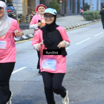 Runner Photo 8621975