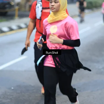 Runner Photo 8622020