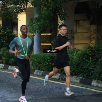 Runner Photo 8622149