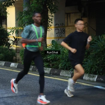Runner Photo 8622158
