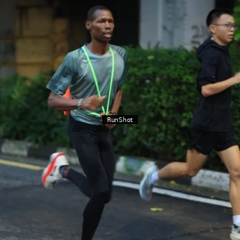 Runner Photo 8622162