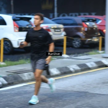 Runner Photo 8622172