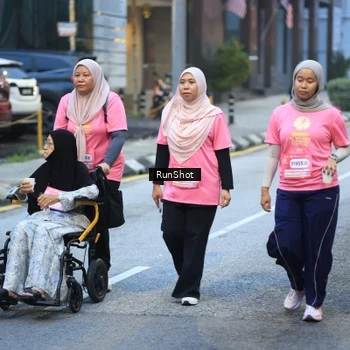 Runner Photo 8622241