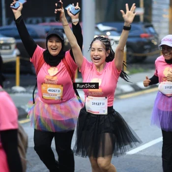 Runner Photo 8622301