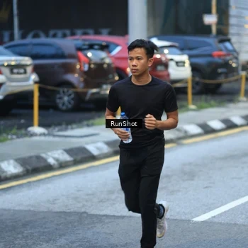 Runner Photo 8622354