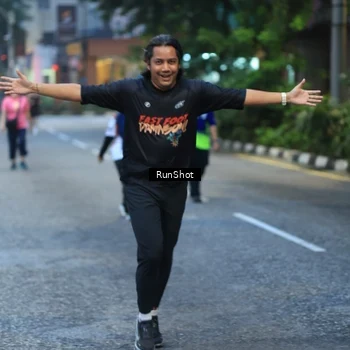 Runner Photo 8622361