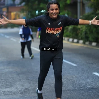 Runner Photo 8622364