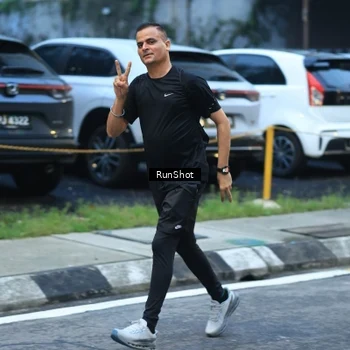 Runner Photo 8622530