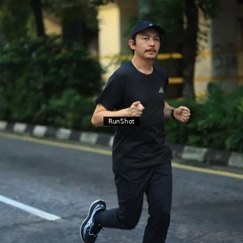 Runner Photo 8622543