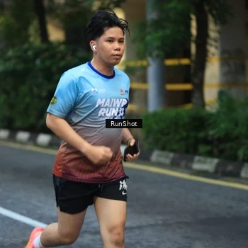 Runner Photo 8622702
