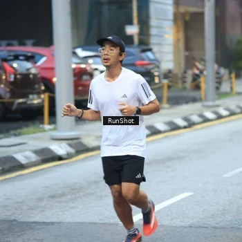 Runner Photo 8622743