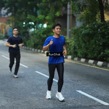 Runner Photo 8622750
