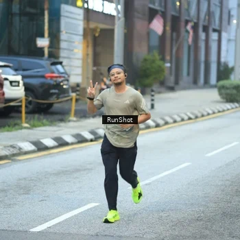 Runner Photo 8622872