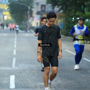 Runner Photo 8622875