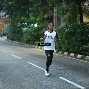 Runner Photo 8622884