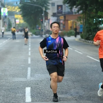 Runner Photo 8622973