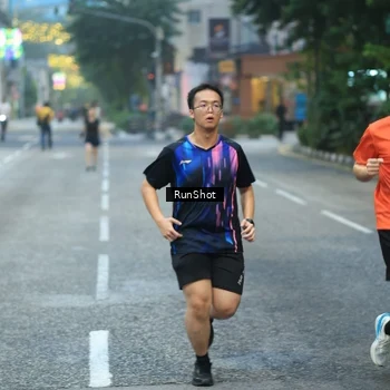Runner Photo 8622974