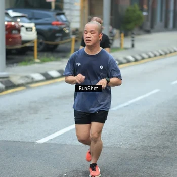 Runner Photo 8622999