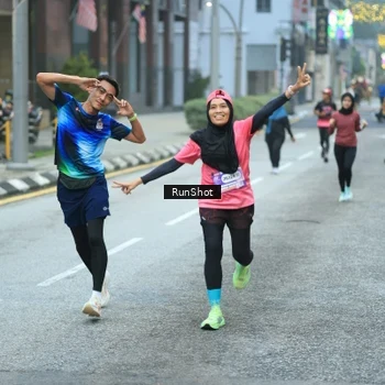 Runner Photo 8623010