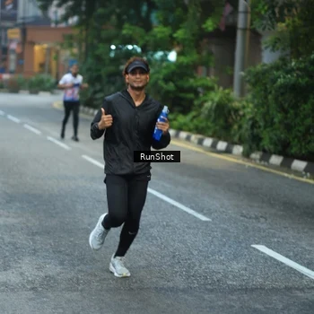 Runner Photo 8623056