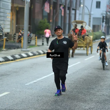Runner Photo 8623068